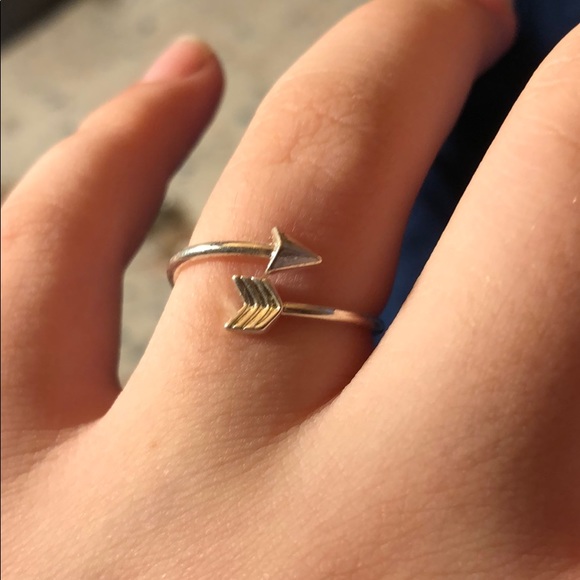 Silver arrow ring - Picture 2 of 2